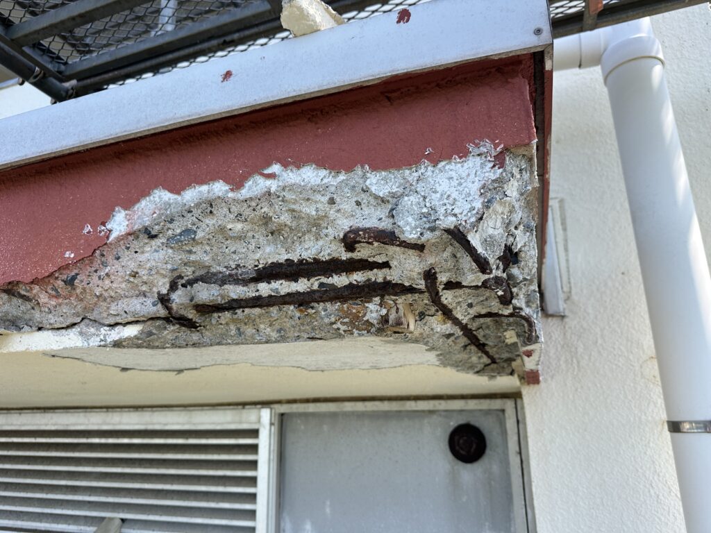 その雨漏り、実は屋根じゃないかもしれません